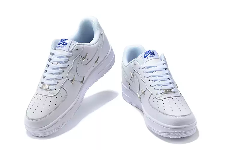chaussure nike air force 1 07 wb pour homme 5nike logo white